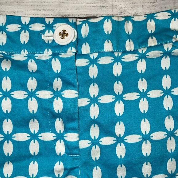 Skirtin’ Around Shorts Blue White Print Preppy sz 6 - Picture 2 of 5